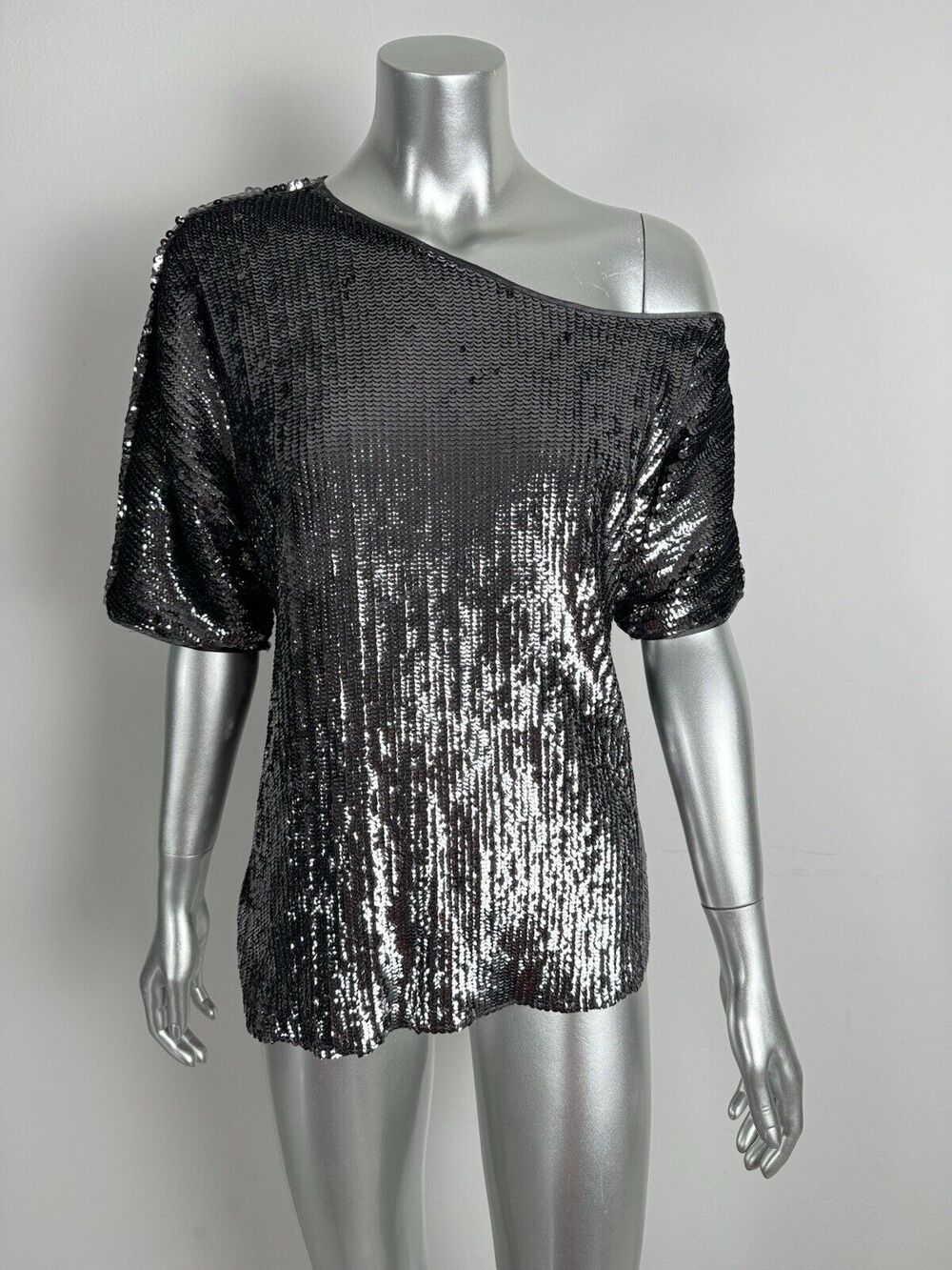 Amanda Uprichard Sequin Top Blouse Womens Medium in Silver Gray Holiday